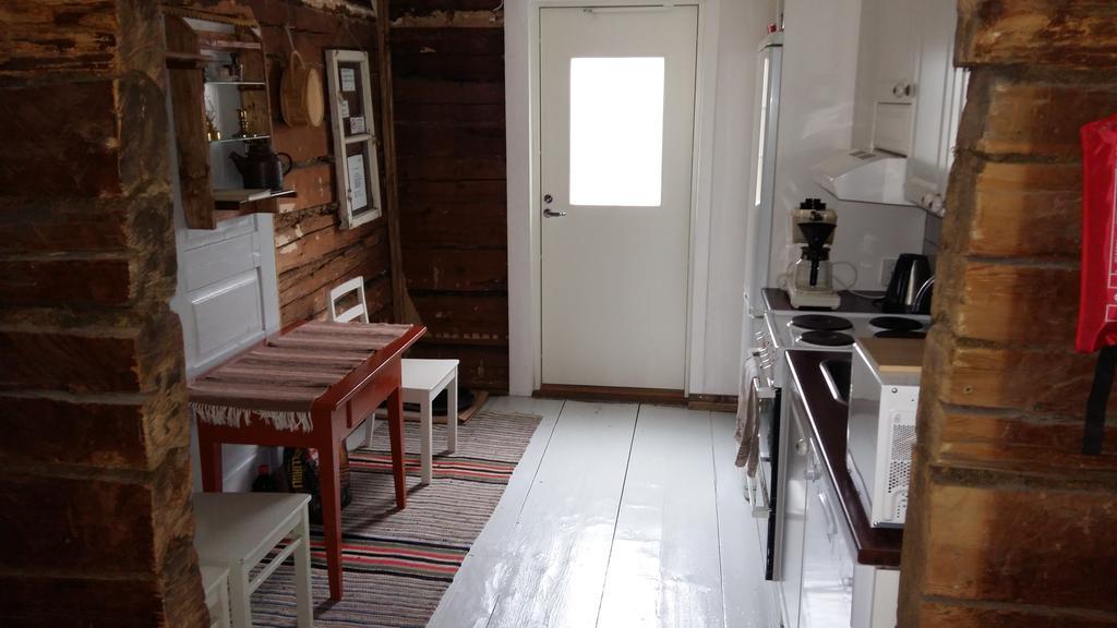 Punavilla Cottage Eura 部屋 写真